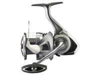 Rolle Daiwa 23‘ Exceler LT 3000-CXH