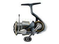 Rolle Daiwa 23‘ Airity LT2000S-H